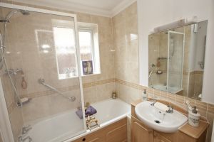 apt 11 st francis lodge 1 sm.jpg